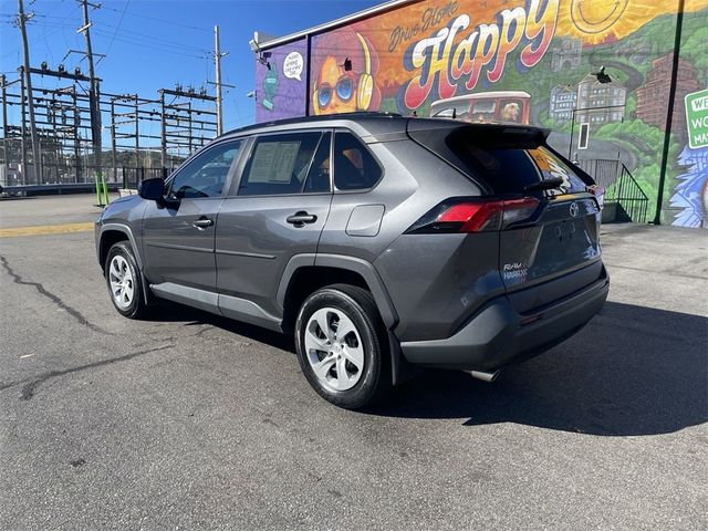 2020 Toyota RAV4 LE