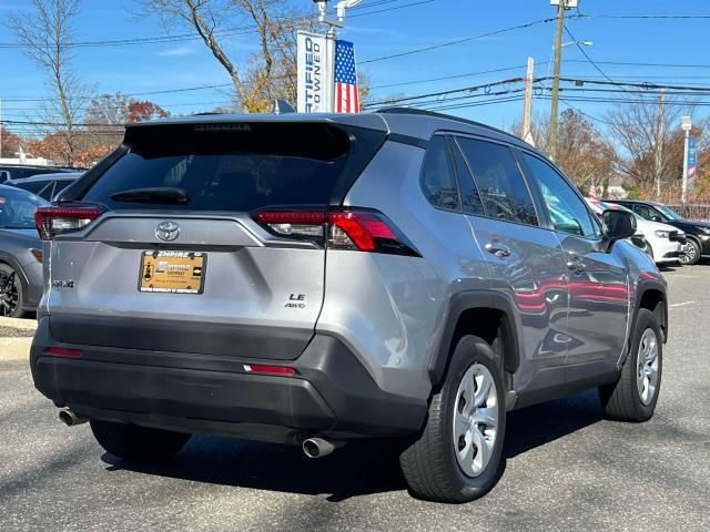 2020 Toyota RAV4 LE