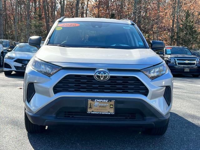 2020 Toyota RAV4 LE