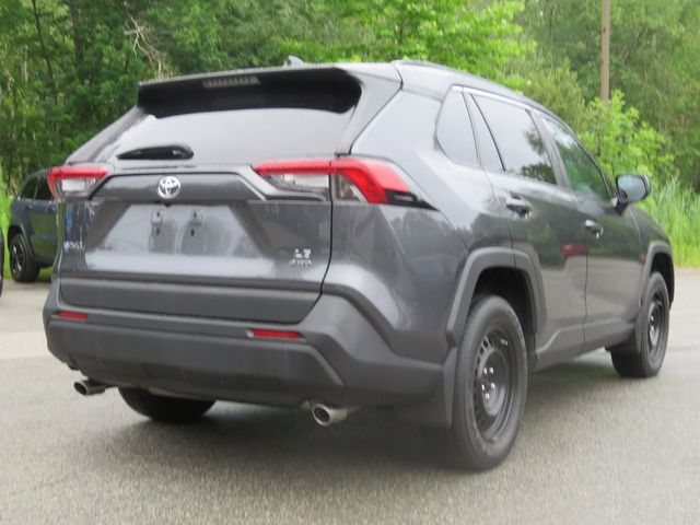 2020 Toyota RAV4 LE