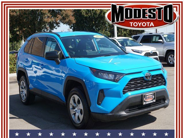 2020 Toyota RAV4 LE