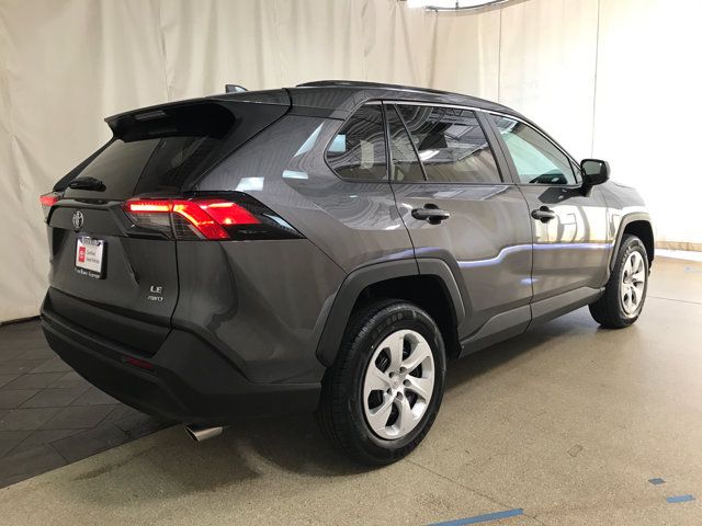 2020 Toyota RAV4 LE