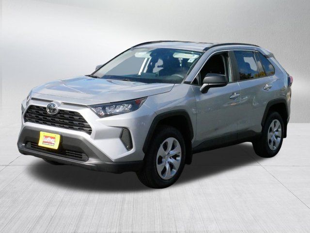 2020 Toyota RAV4 LE