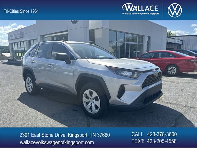 2020 Toyota RAV4 LE