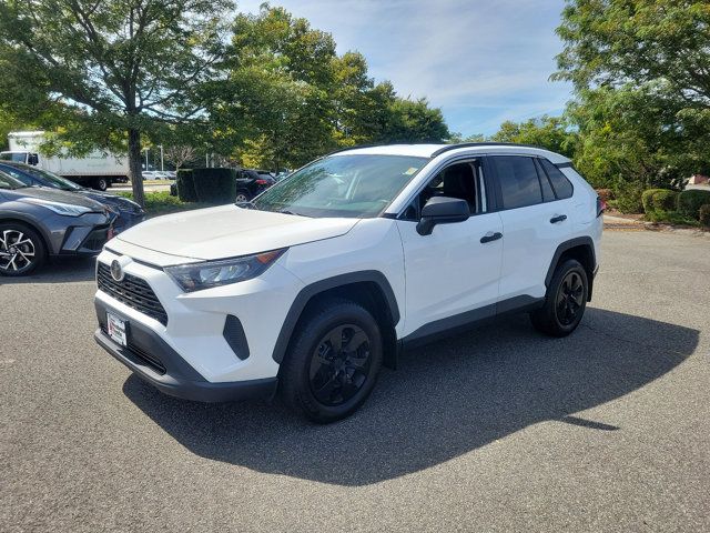 2020 Toyota RAV4 LE