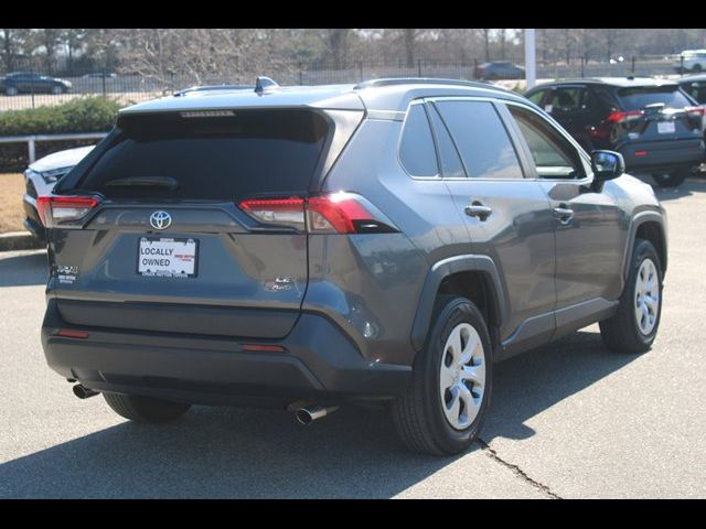 2020 Toyota RAV4 LE