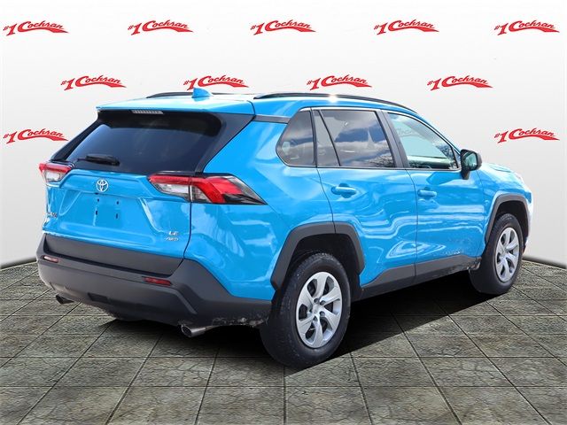 2020 Toyota RAV4 LE