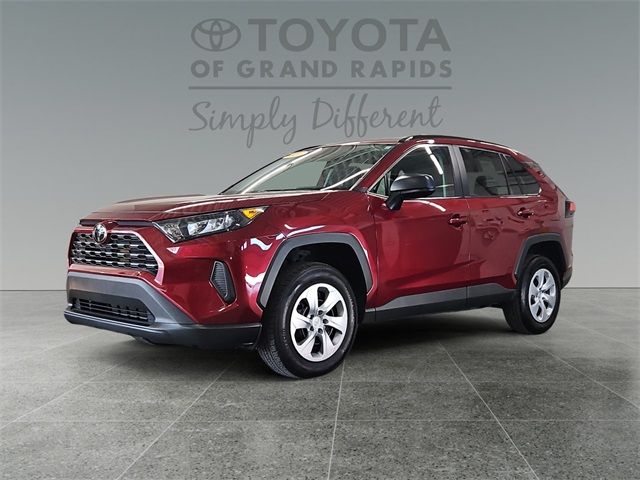 2020 Toyota RAV4 LE