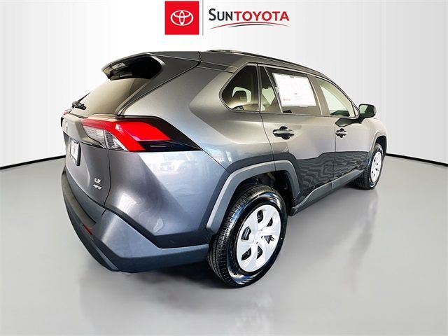 2020 Toyota RAV4 LE