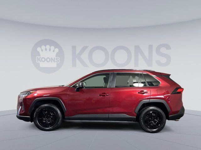 2020 Toyota RAV4 LE