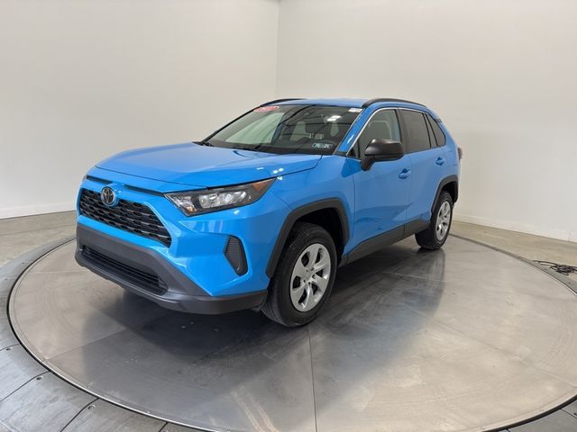 2020 Toyota RAV4 LE