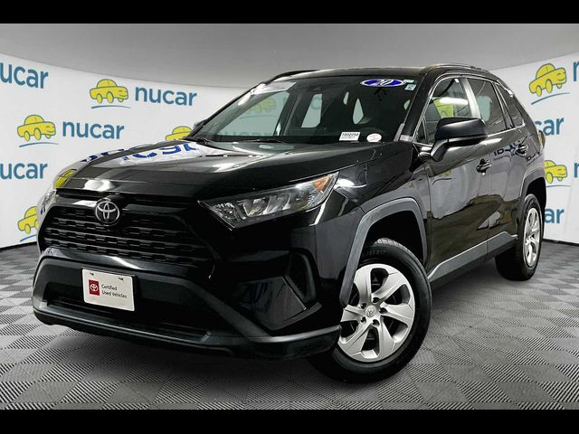 2020 Toyota RAV4 LE