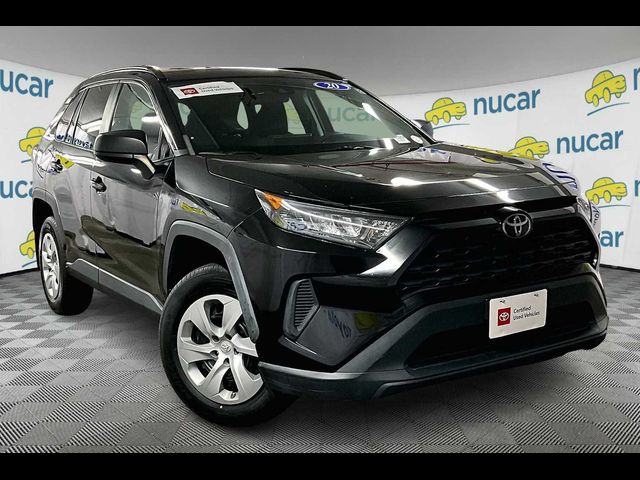 2020 Toyota RAV4 LE