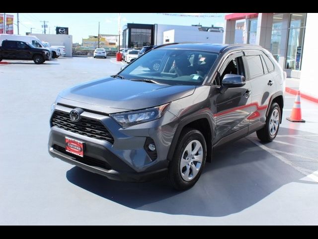 2020 Toyota RAV4 LE