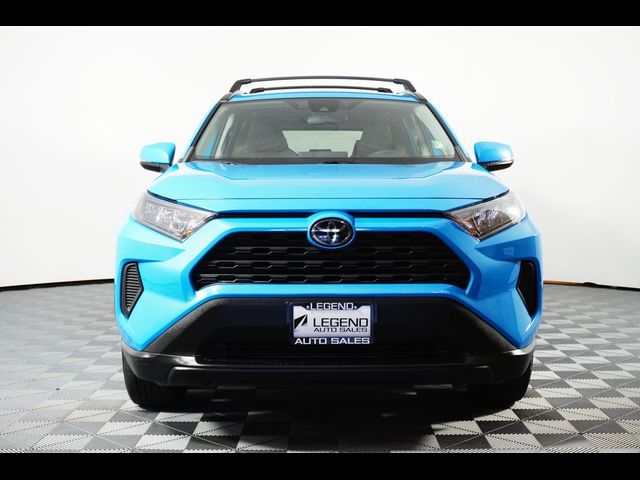 2020 Toyota RAV4 LE