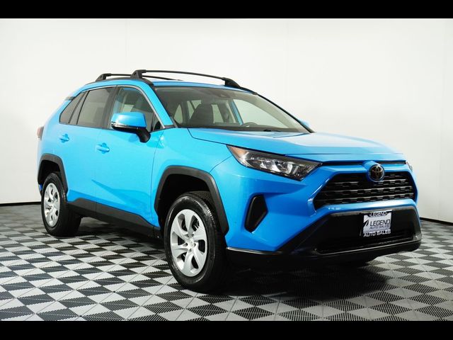 2020 Toyota RAV4 LE