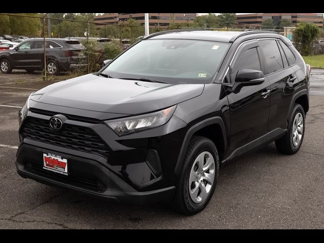 2020 Toyota RAV4 LE