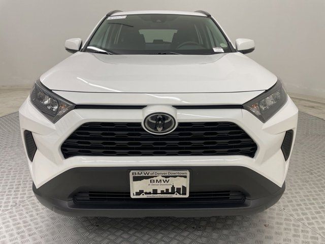 2020 Toyota RAV4 LE