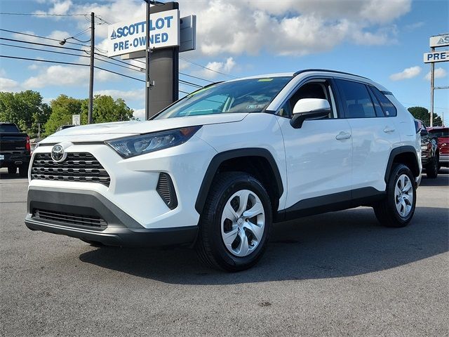 2020 Toyota RAV4 LE