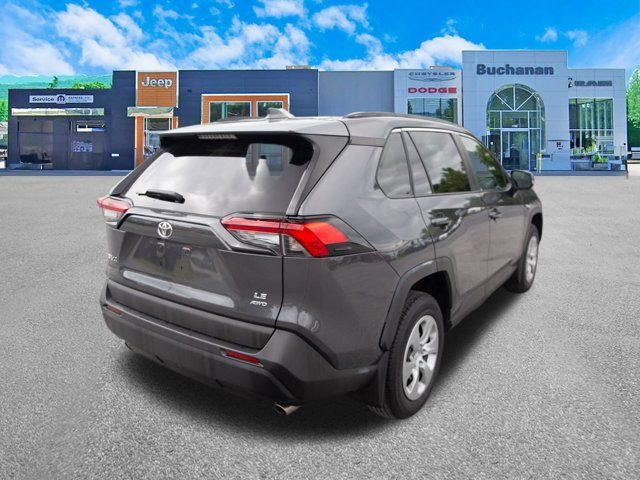 2020 Toyota RAV4 LE