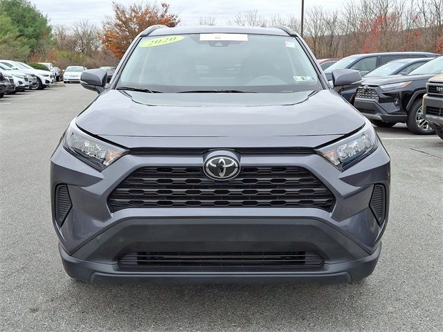 2020 Toyota RAV4 LE