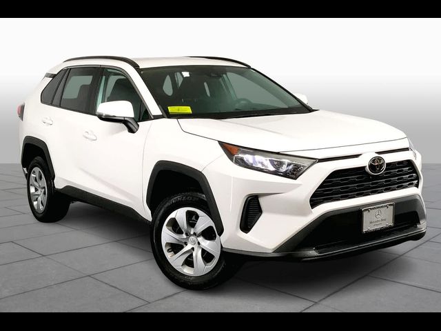 2020 Toyota RAV4 LE