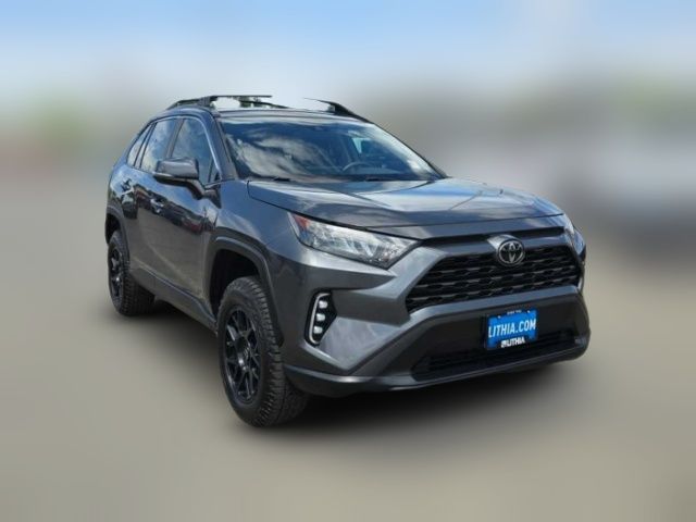 2020 Toyota RAV4 LE