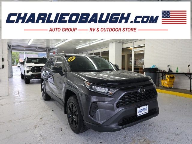 2020 Toyota RAV4 LE