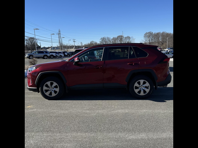 2020 Toyota RAV4 LE