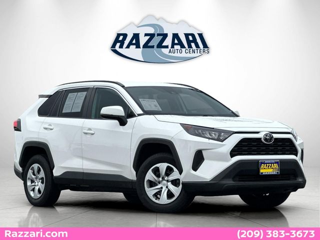 2020 Toyota RAV4 LE