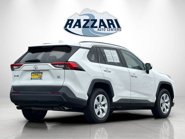 2020 Toyota RAV4 LE