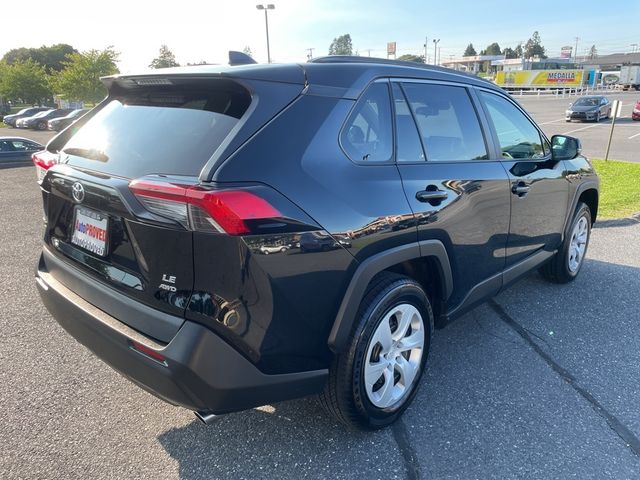 2020 Toyota RAV4 LE