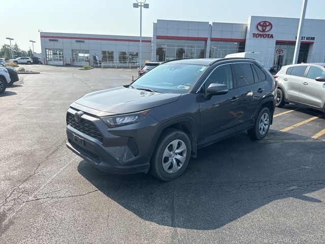 2020 Toyota RAV4 LE