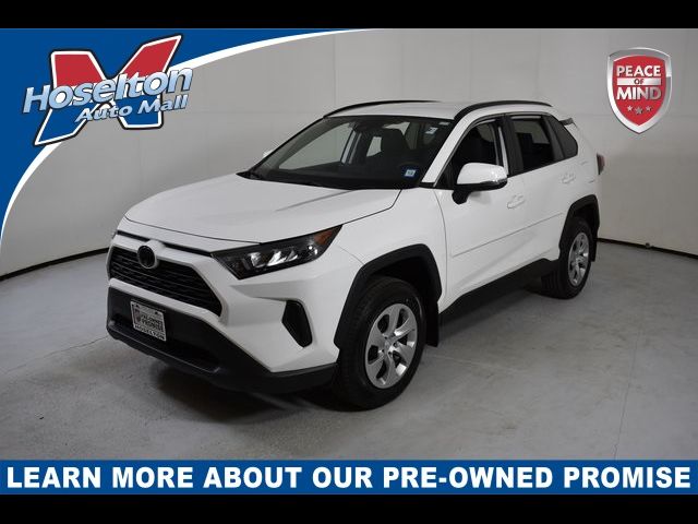 2020 Toyota RAV4 LE