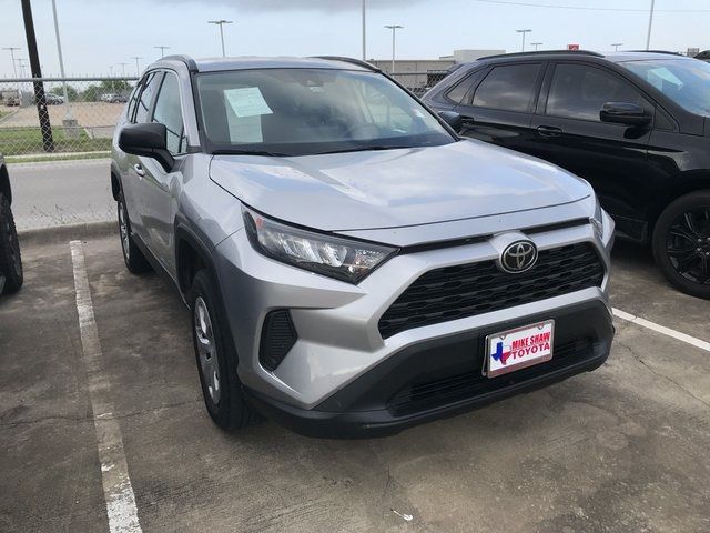 2020 Toyota RAV4 LE