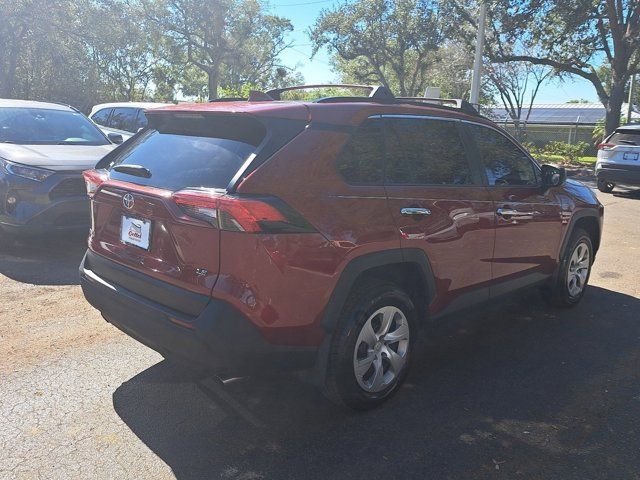 2020 Toyota RAV4 LE