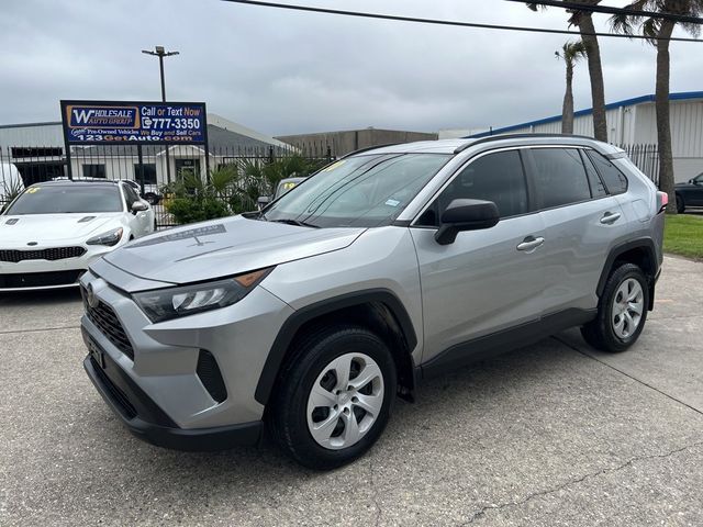 2020 Toyota RAV4 LE