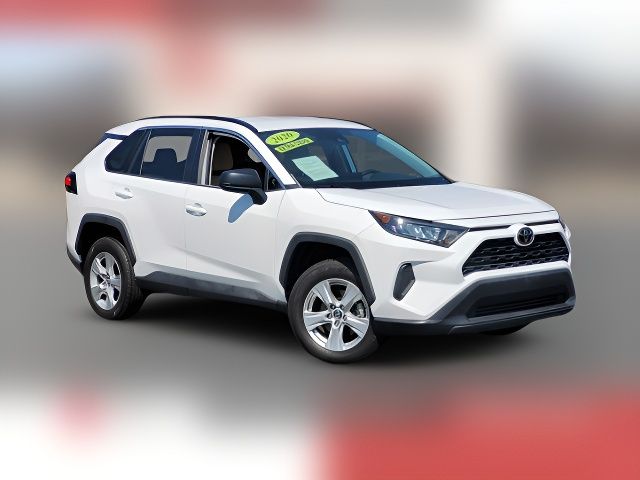 2020 Toyota RAV4 LE