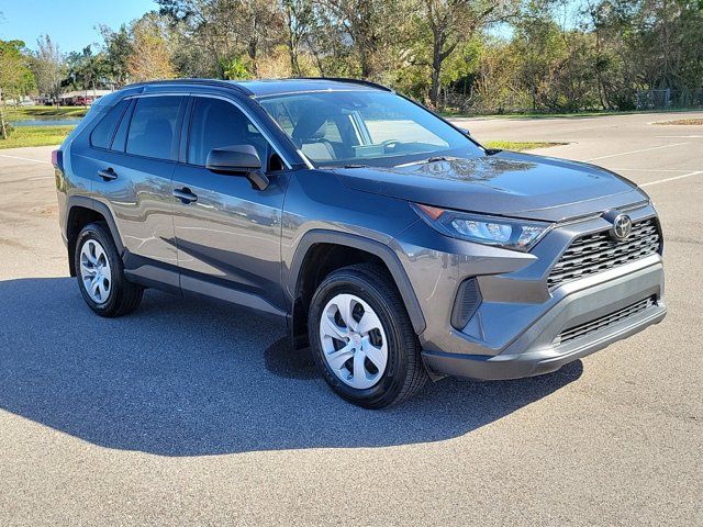 2020 Toyota RAV4 LE