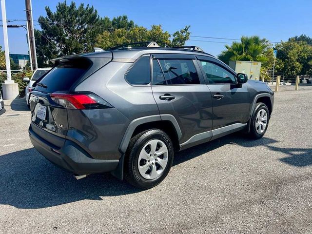 2020 Toyota RAV4 LE