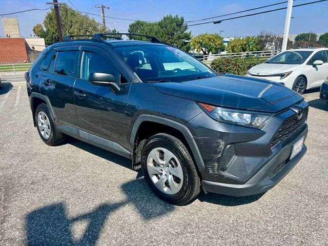 2020 Toyota RAV4 LE