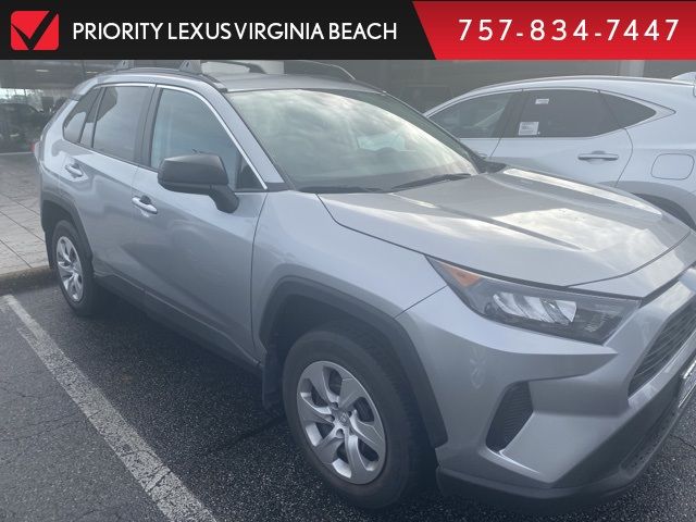 2020 Toyota RAV4 LE