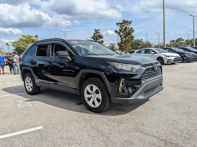 2020 Toyota RAV4 LE