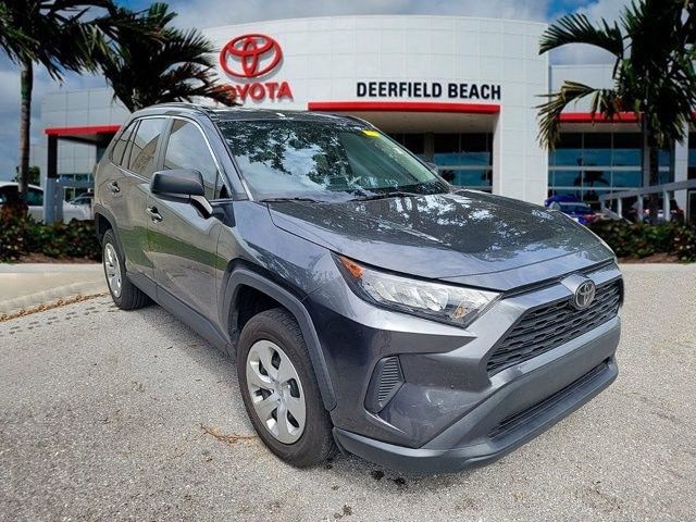 2020 Toyota RAV4 LE