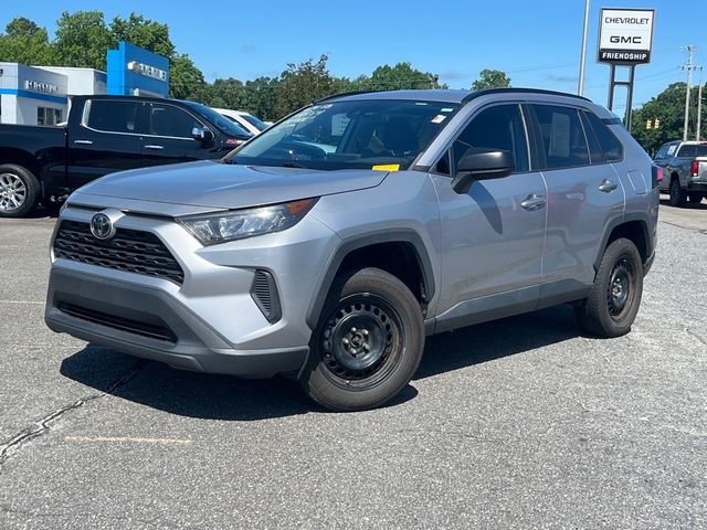 2020 Toyota RAV4 LE