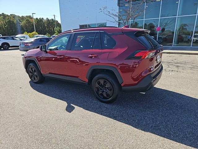 2020 Toyota RAV4 LE