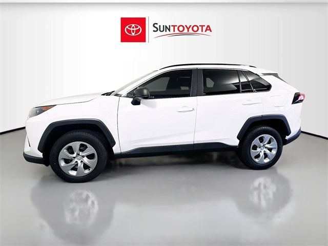 2020 Toyota RAV4 LE