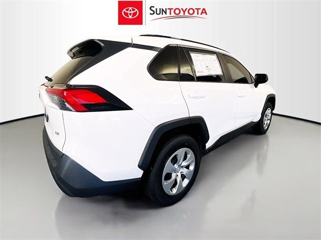 2020 Toyota RAV4 LE