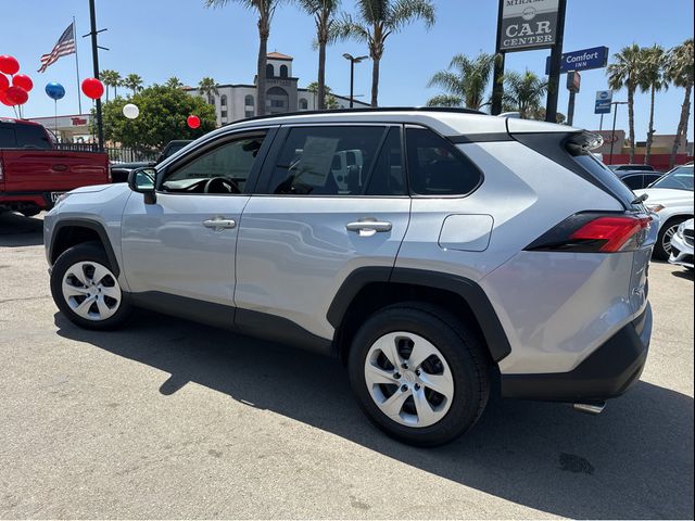 2020 Toyota RAV4 LE