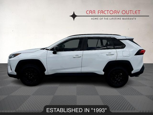 2020 Toyota RAV4 LE